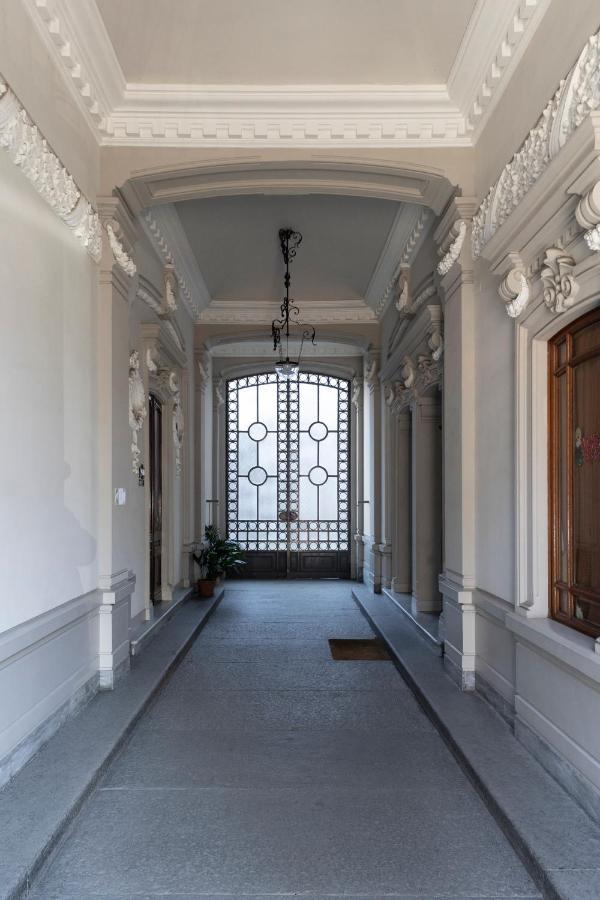 Re Umberto Luxury Apartment Turin Bagian luar foto