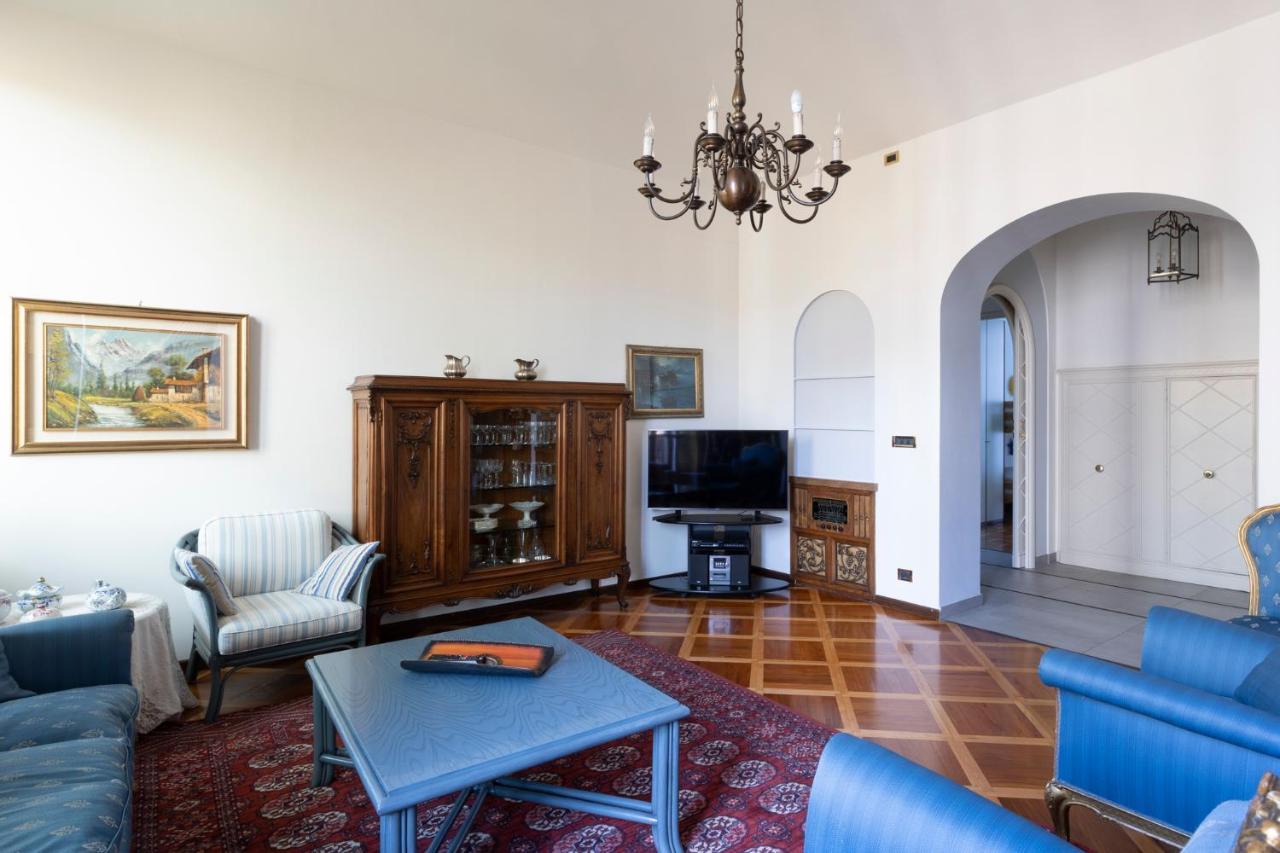 Re Umberto Luxury Apartment Turin Bagian luar foto