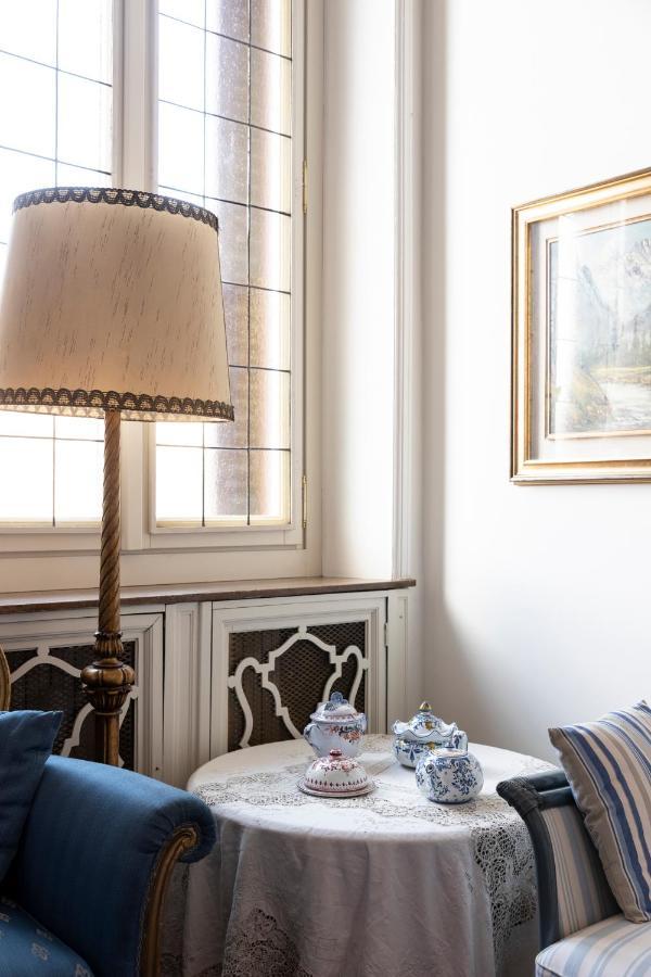 Re Umberto Luxury Apartment Turin Bagian luar foto