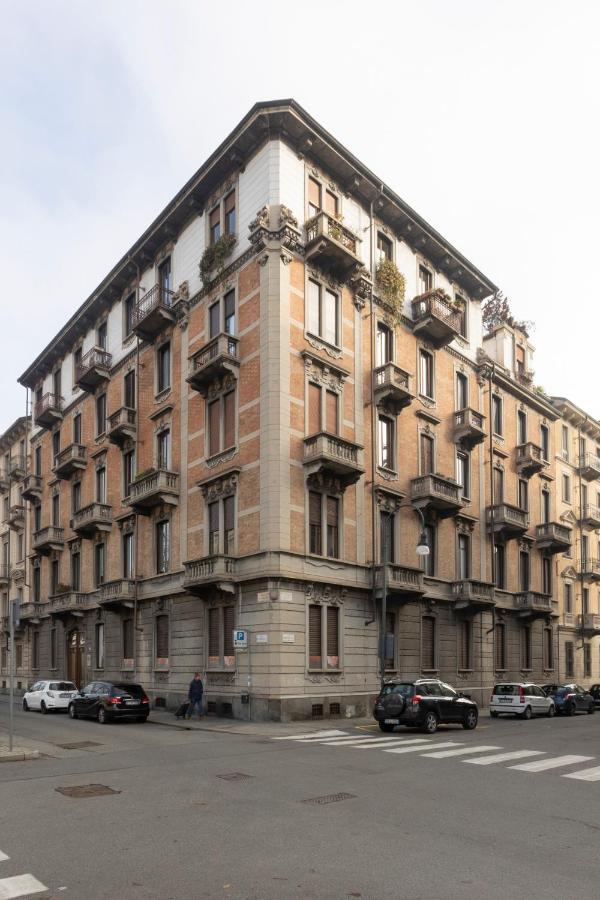 Re Umberto Luxury Apartment Turin Bagian luar foto